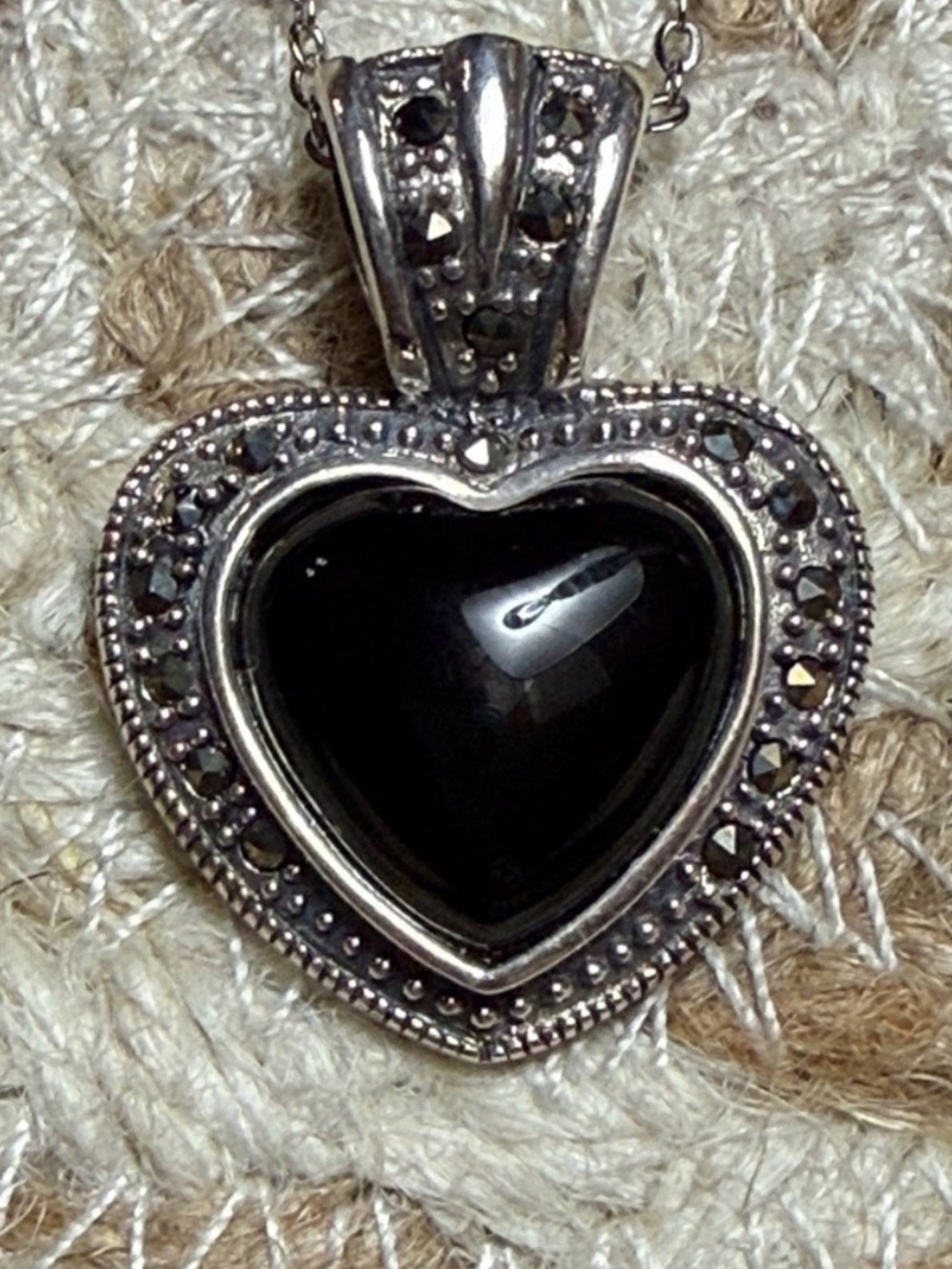 925 Sterling Silver Heart Pendant Necklace with Black Onyx